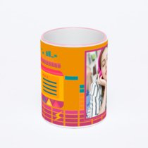 Кружка с розовой ручкой и ободком