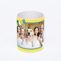 Кружка с розовой ручкой и ободком