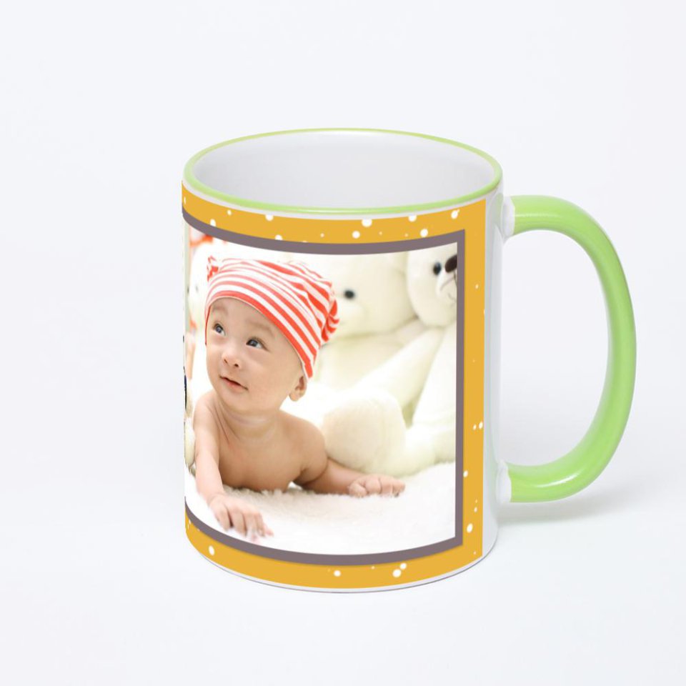 Кружка с салатовой ручкой и ободком