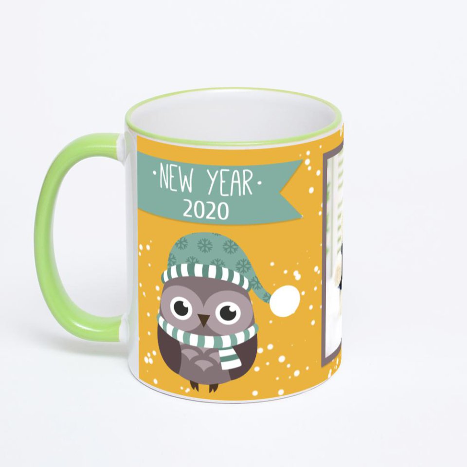 Кружка с салатовой ручкой и ободком