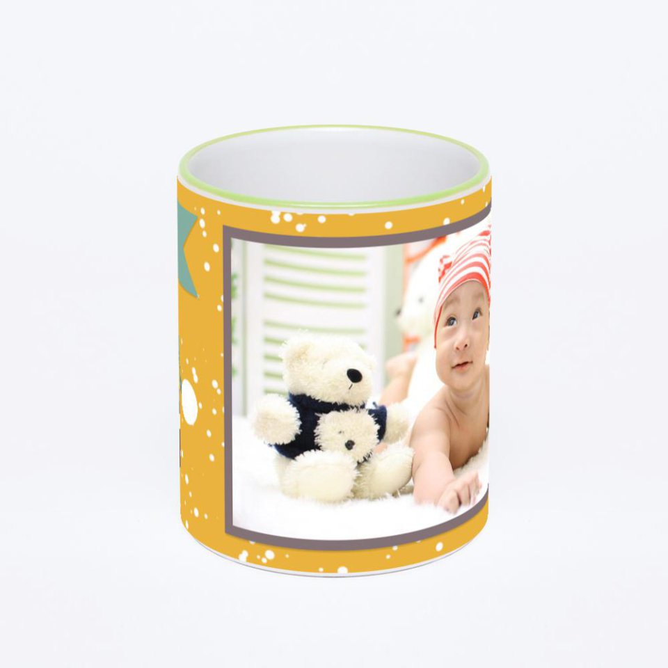 Кружка с салатовой ручкой и ободком