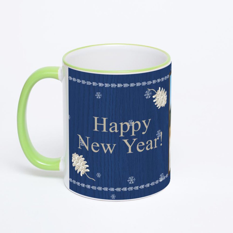 Кружка с салатовой ручкой и ободком