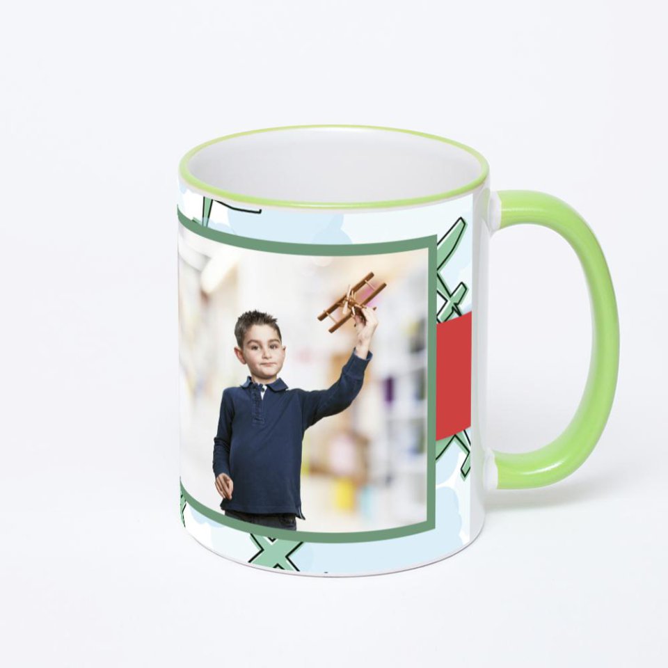 Кружка с салатовой ручкой и ободком