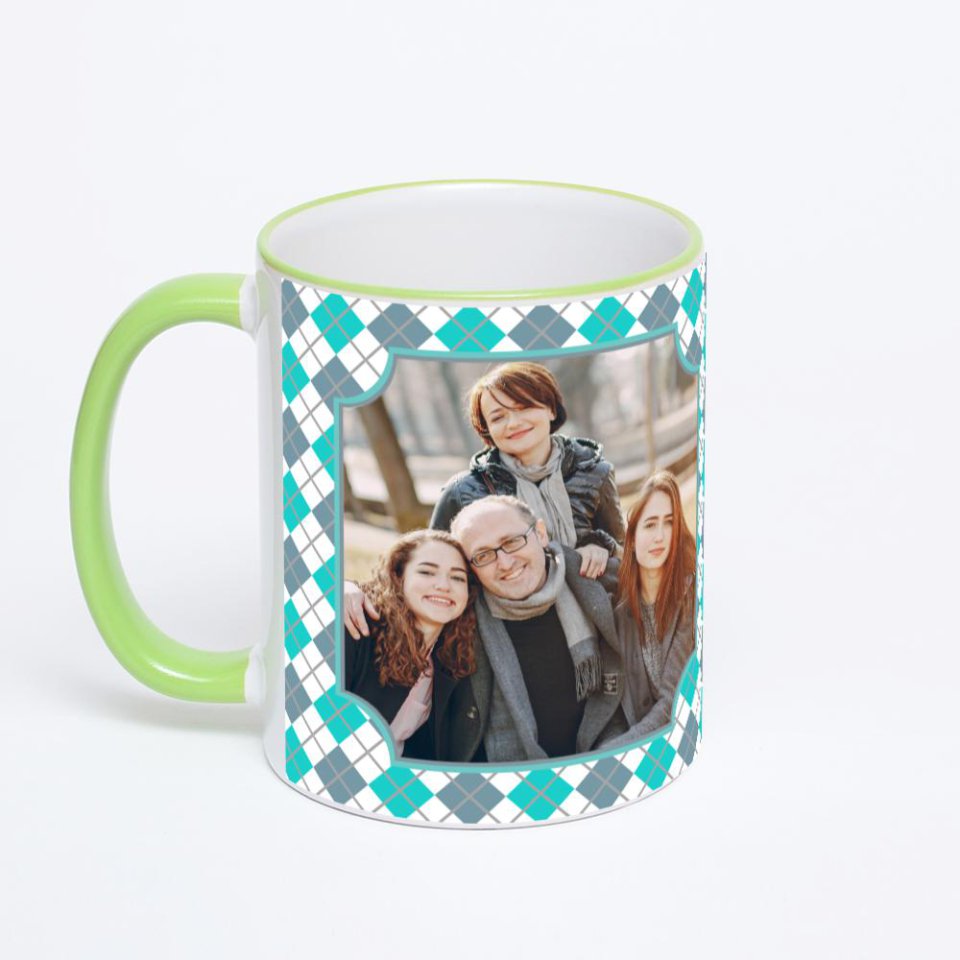 Кружка с салатовой ручкой и ободком