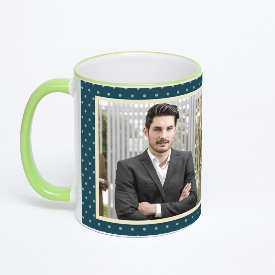 Кружка с салатовой ручкой и ободком