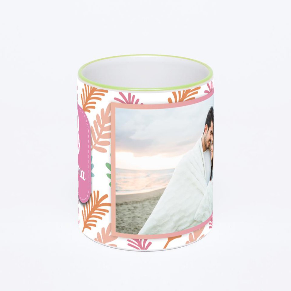 Кружка с салатовой ручкой и ободком