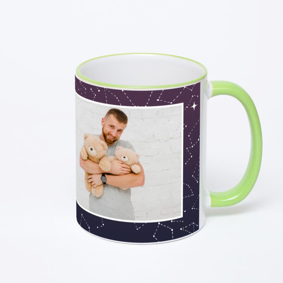 Кружка с салатовой ручкой и ободком