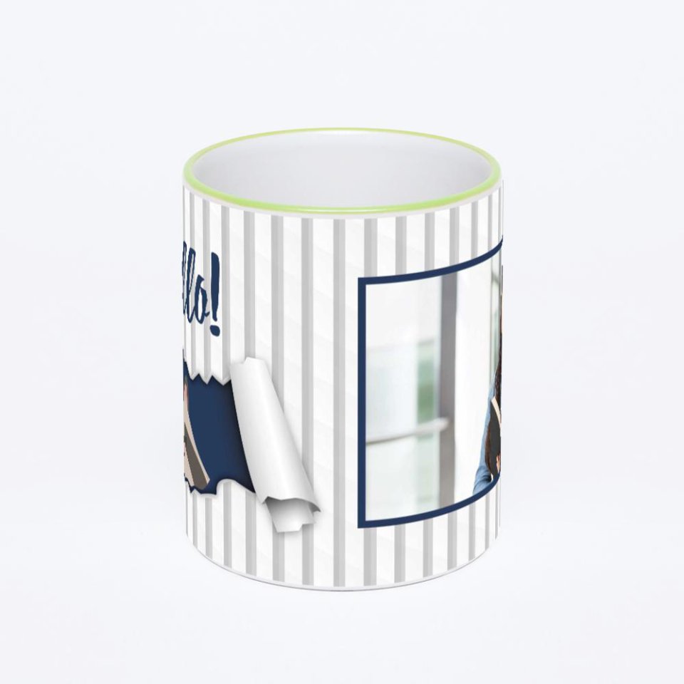 Кружка с салатовой ручкой и ободком