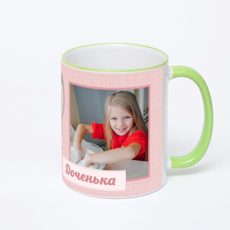 Кружка с салатовой ручкой и ободком