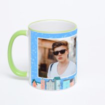 Кружка с салатовой ручкой и ободком