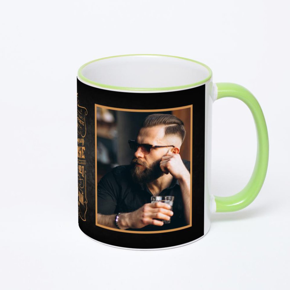 Кружка с салатовой ручкой и ободком