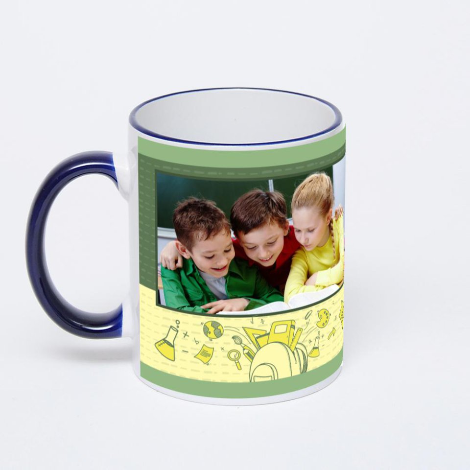 Кружка с тёмно-синей ручкой и ободком