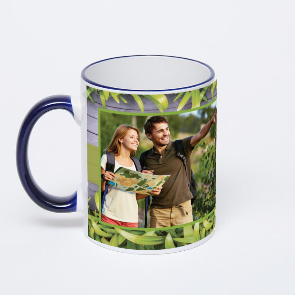 Кружка с тёмно-синей ручкой и ободком