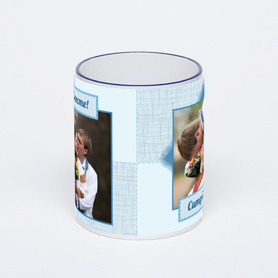 Кружка с тёмно-синей ручкой и ободком