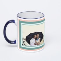 Кружка с тёмно-синей ручкой и ободком