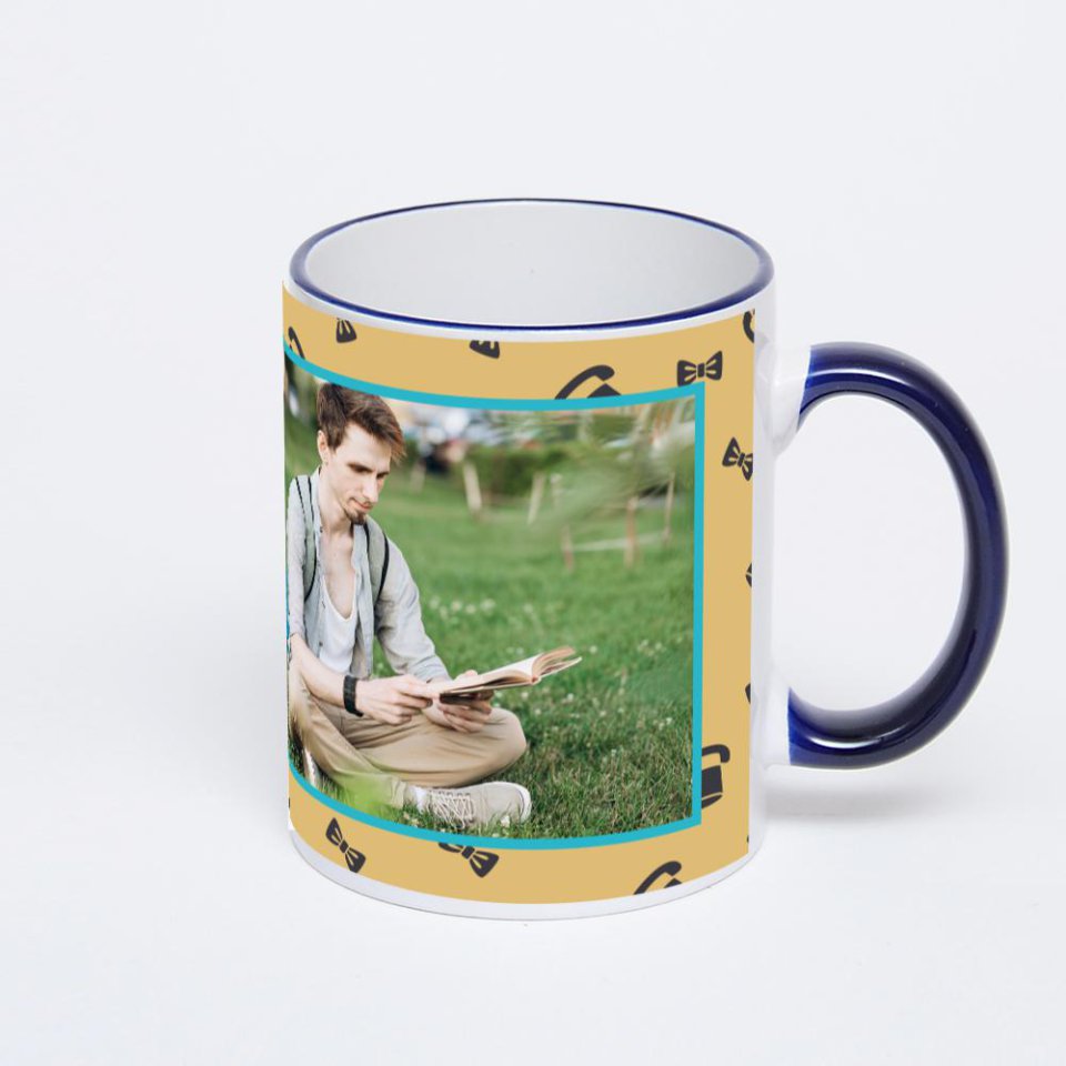 Кружка с тёмно-синей ручкой и ободком