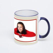 Кружка с тёмно-синей ручкой и ободком