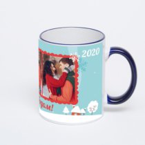 Кружка с тёмно-синей ручкой и ободком