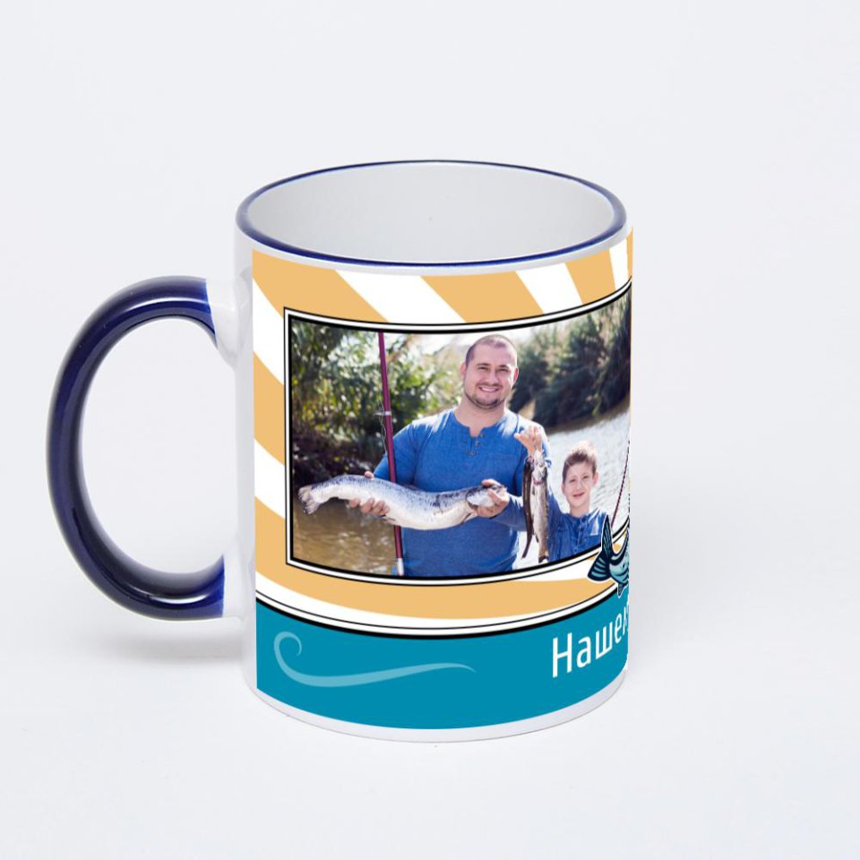 Кружка с тёмно-синей ручкой и ободком