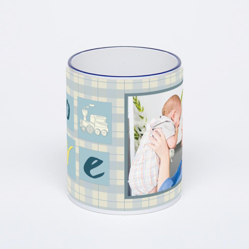 Кружка с тёмно-синей ручкой и ободком