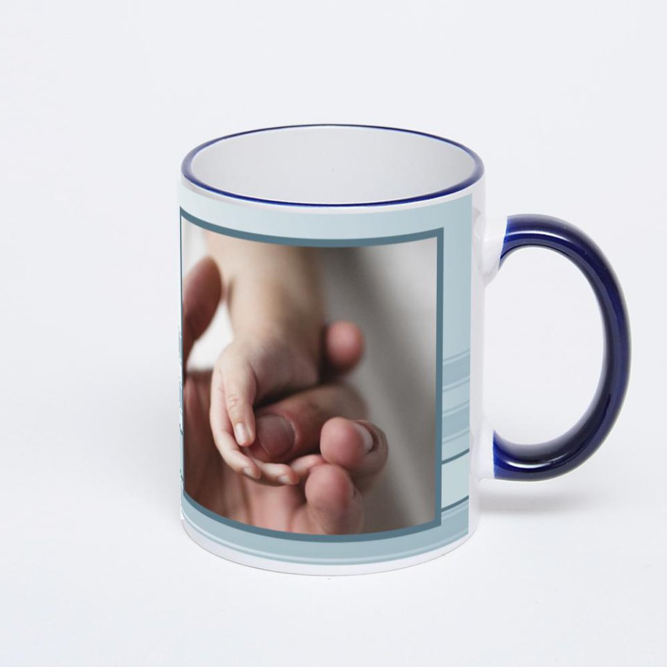 Кружка с тёмно-синей ручкой и ободком