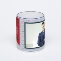 Кружка с тёмно-синей ручкой и ободком