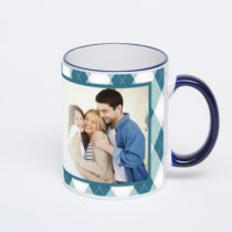 Кружка с тёмно-синей ручкой и ободком