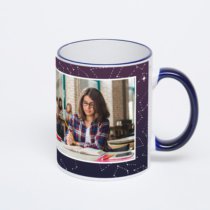 Кружка с тёмно-синей ручкой и ободком