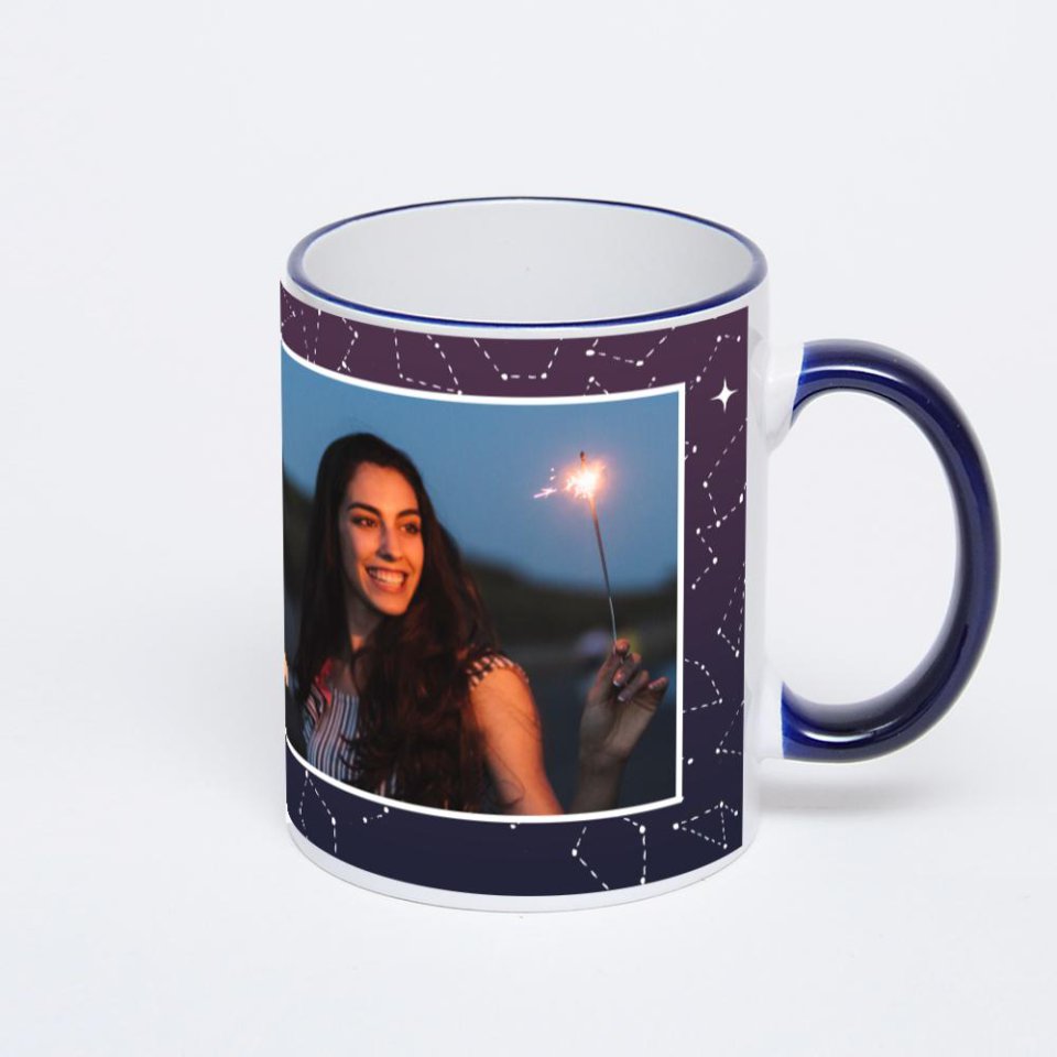 Кружка с тёмно-синей ручкой и ободком