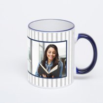 Кружка с тёмно-синей ручкой и ободком