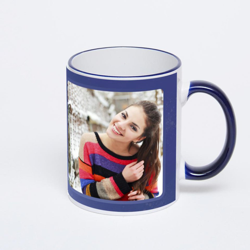 Кружка с тёмно-синей ручкой и ободком