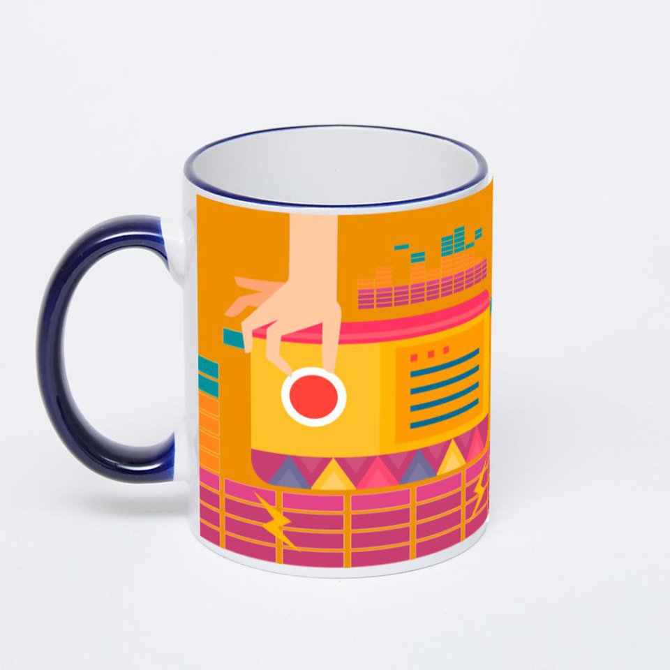 Кружка с тёмно-синей ручкой и ободком