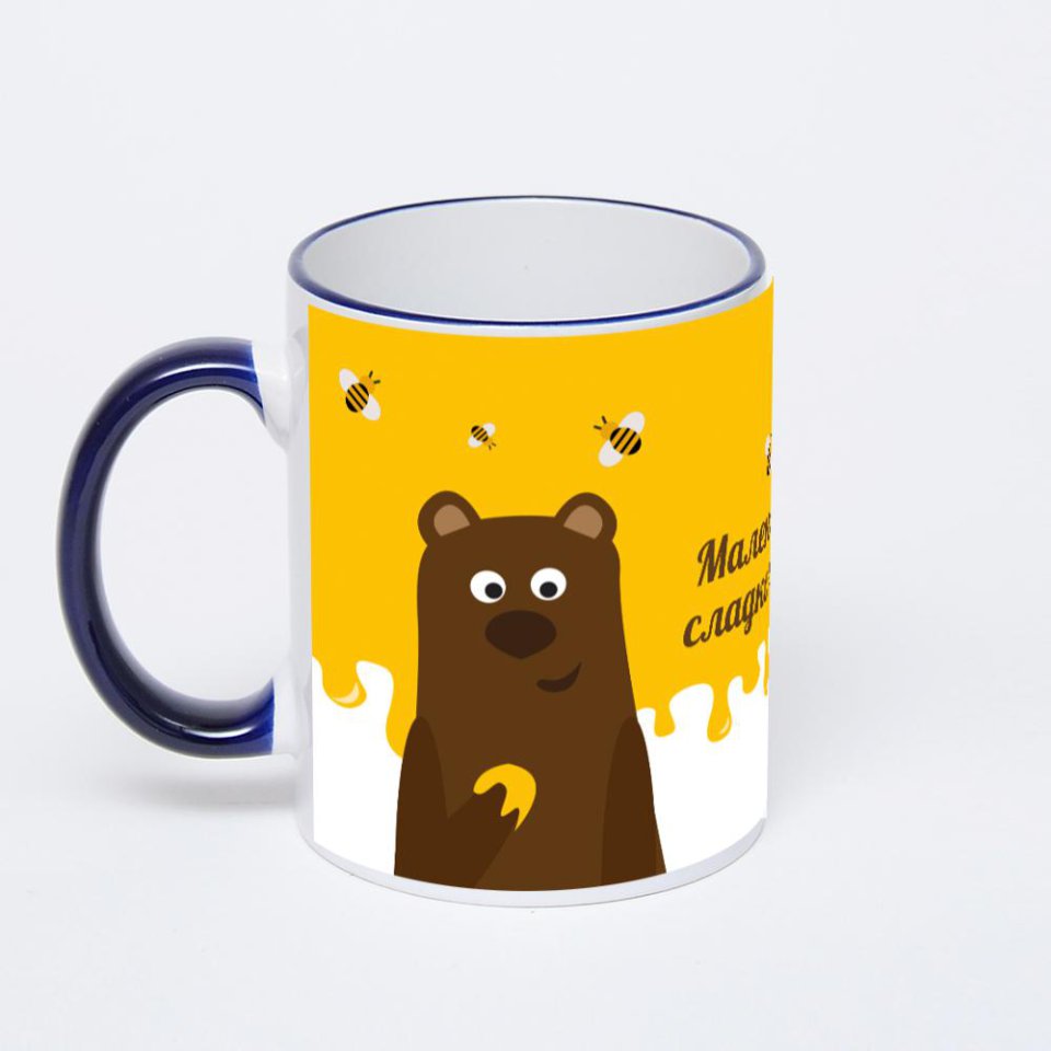 Кружка с тёмно-синей ручкой и ободком