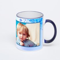 Кружка с тёмно-синей ручкой и ободком