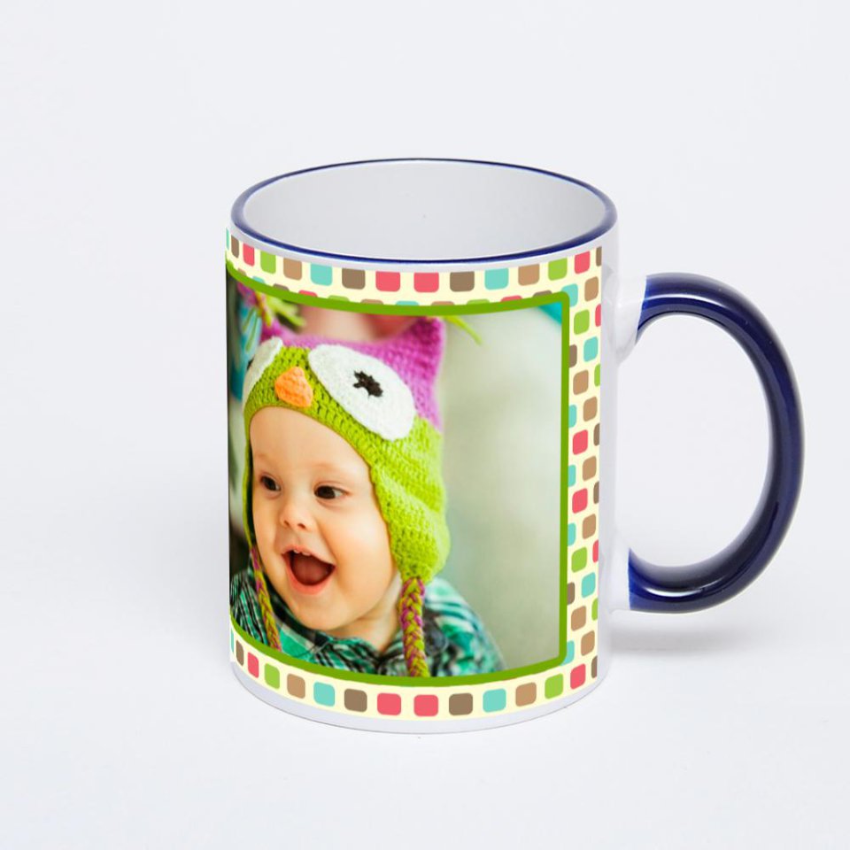 Кружка с тёмно-синей ручкой и ободком