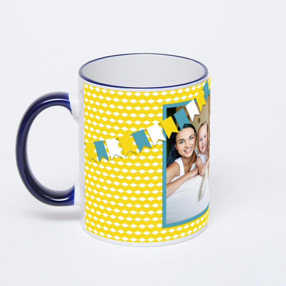 Кружка с тёмно-синей ручкой и ободком