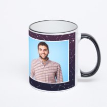 Кружка с черной ручкой и ободком