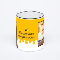 Кружка с черной ручкой и ободком