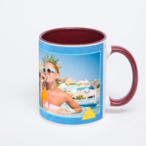 Бордовая кружка с фотопечатью