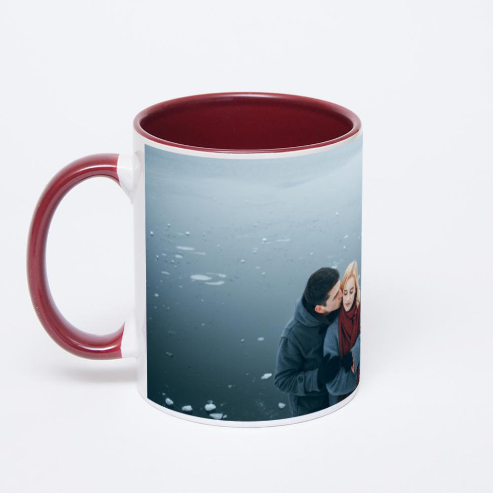 Бордовая кружка с фотопечатью