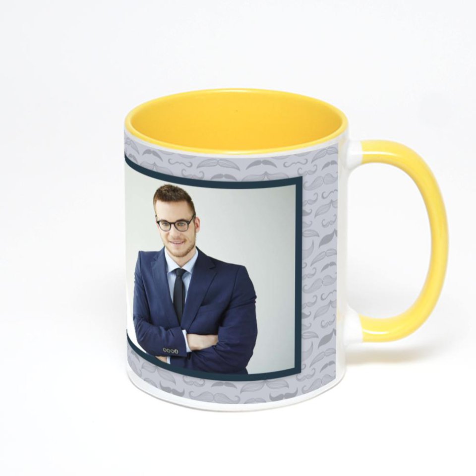 Желтая кружка с фотопечатью