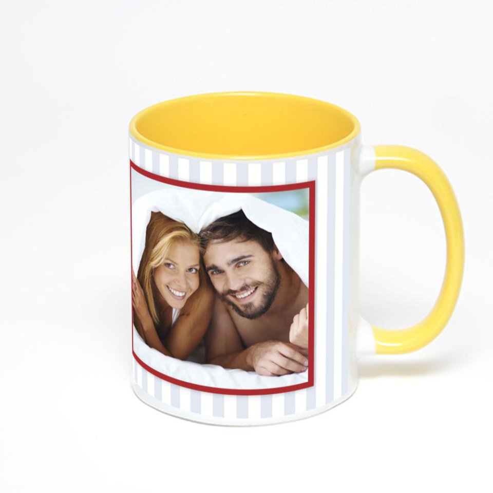 Желтая кружка с фотопечатью