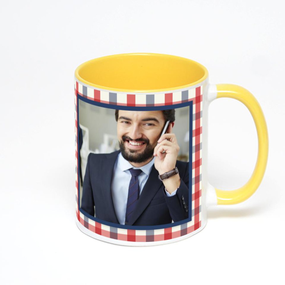 Желтая кружка с фотопечатью