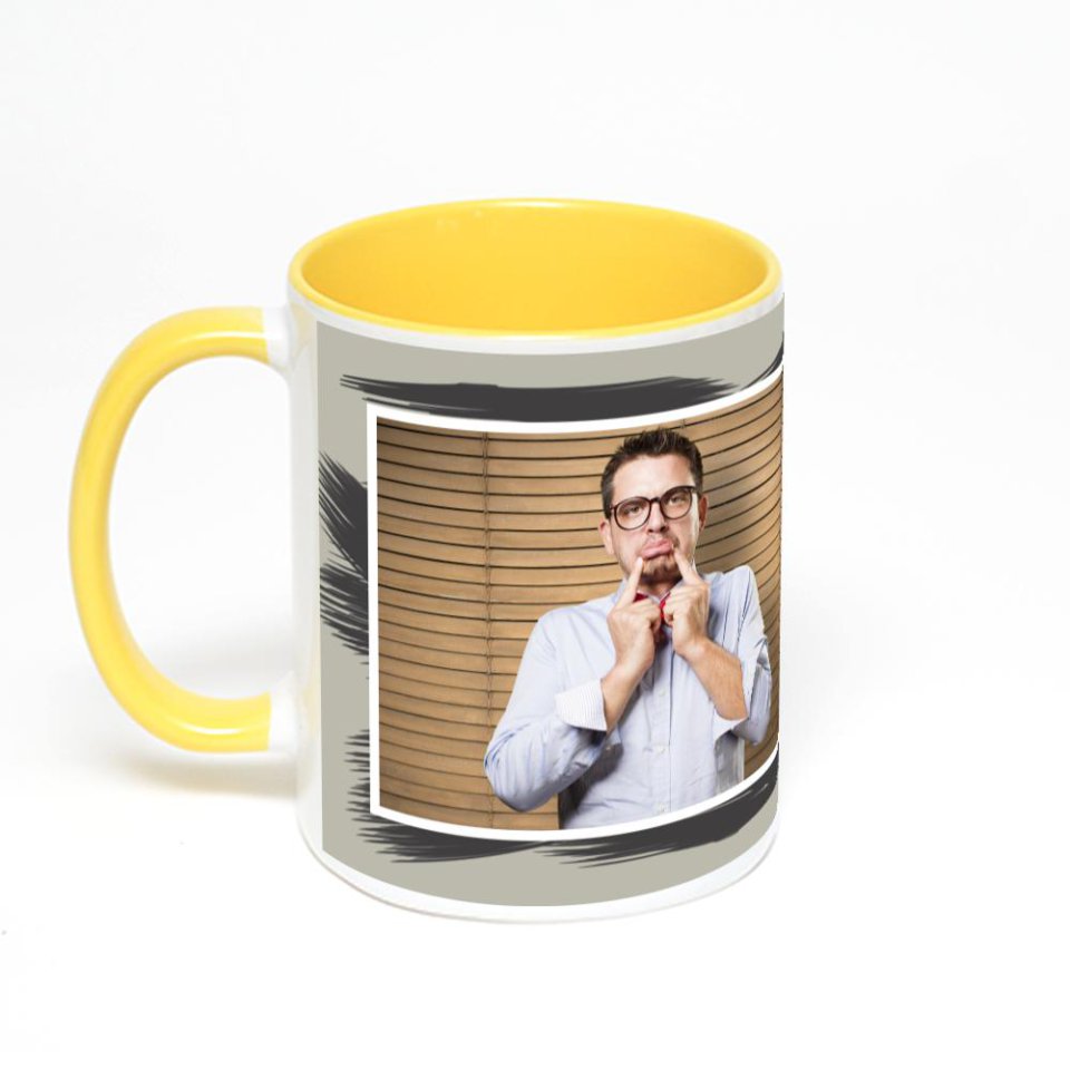 Желтая кружка с фотопечатью