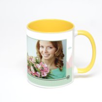 Желтая кружка с фотопечатью