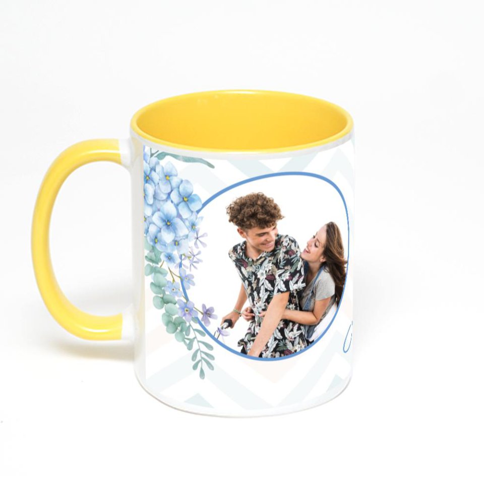Желтая кружка с фотопечатью