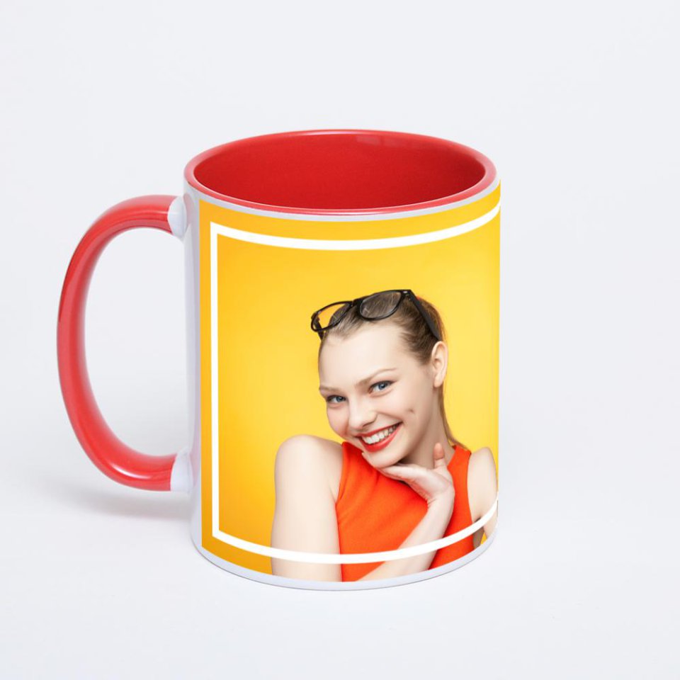 Красная кружка с фотопечатью