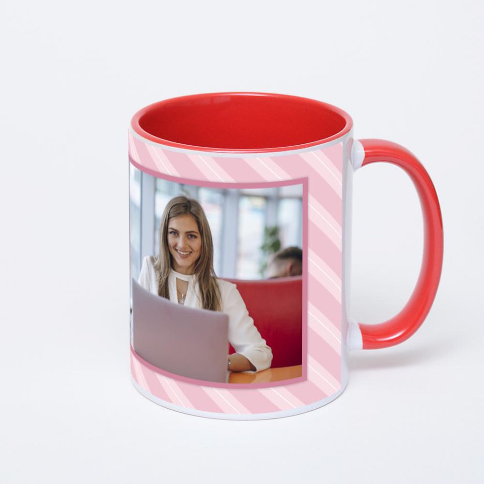 Красная кружка с фотопечатью