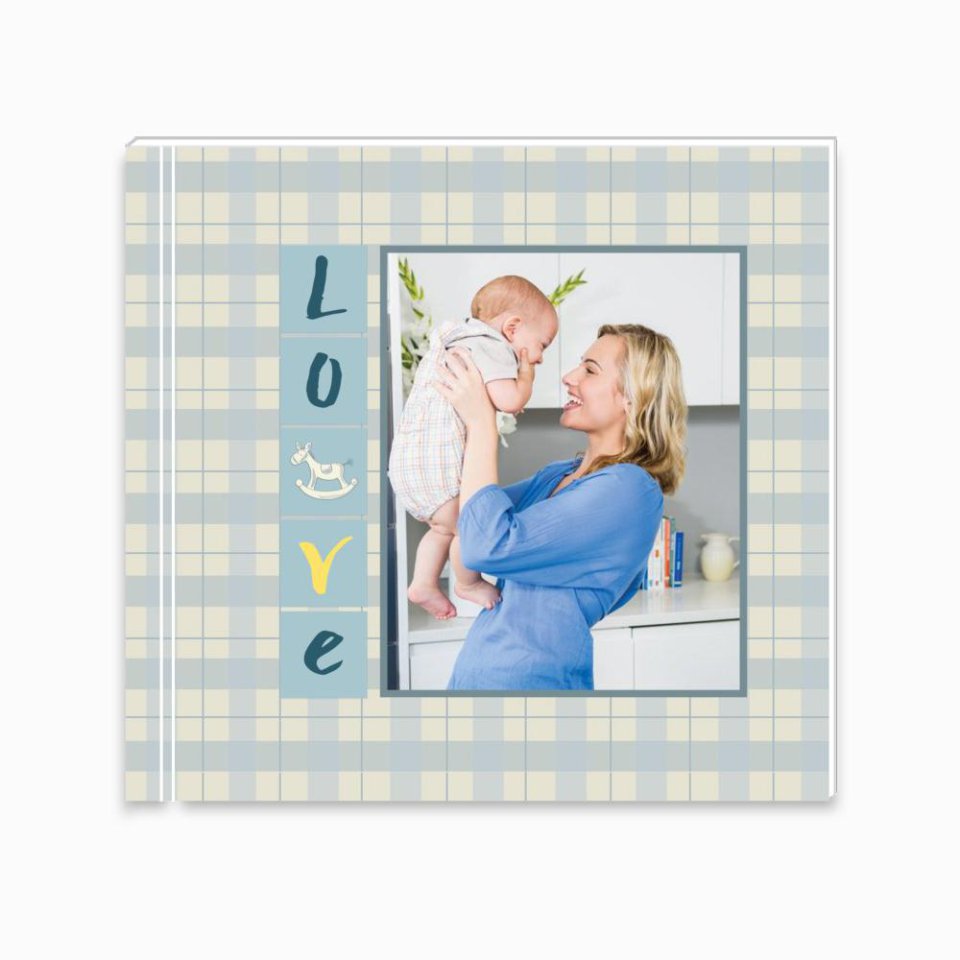 Печать принтбука 21х21 на мелованной бумаге в твёрдой обложке с загрузкой изображений