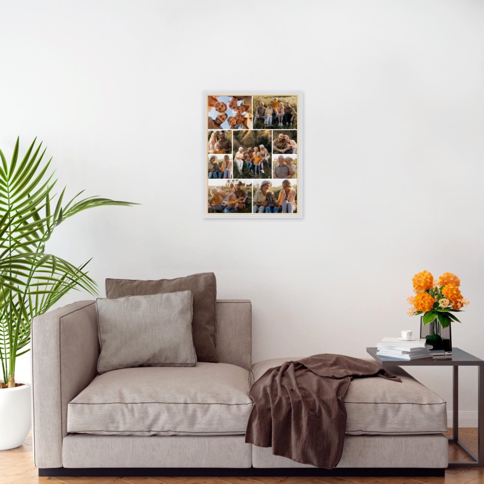 Печать вертикального коллажа в белой рамке 30х40 с загрузкой фотографий